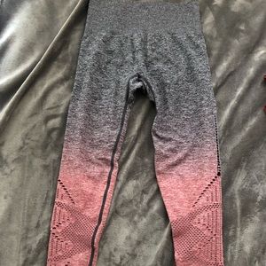 Victoria Secret Pink Cool & Comfy leggings